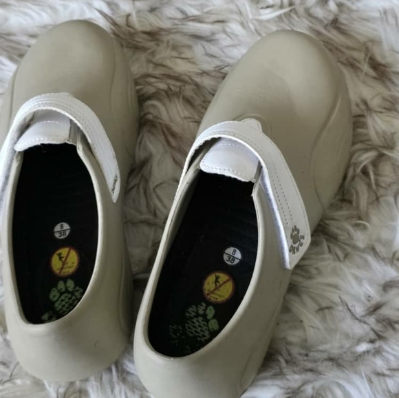 Dawgs Ultralite Womens Golf Shoes Size 8/38 White & Tan 🌴 - Picture 3 of 9